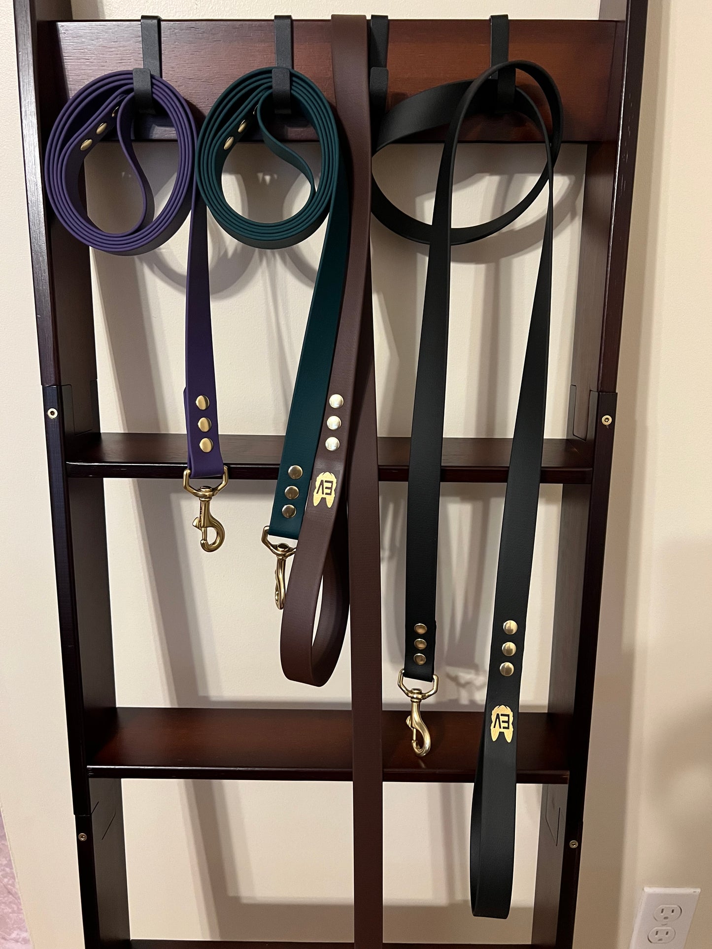 Elk Hill Leashes in Violet, Green, Brown, Black
