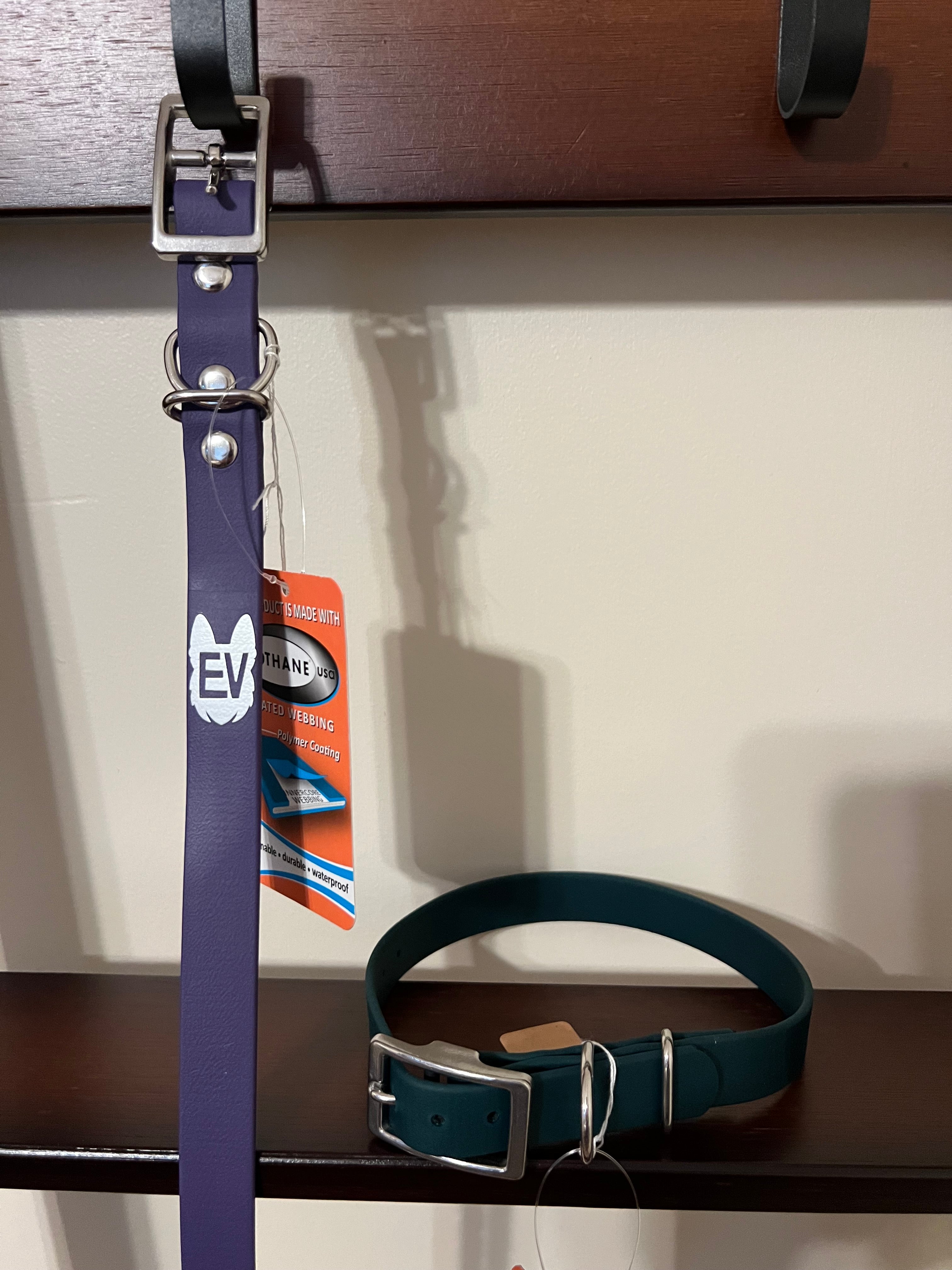 BLUE MOUNTAIN (3/4", Steel) Adjustable Buckle Flat Collar