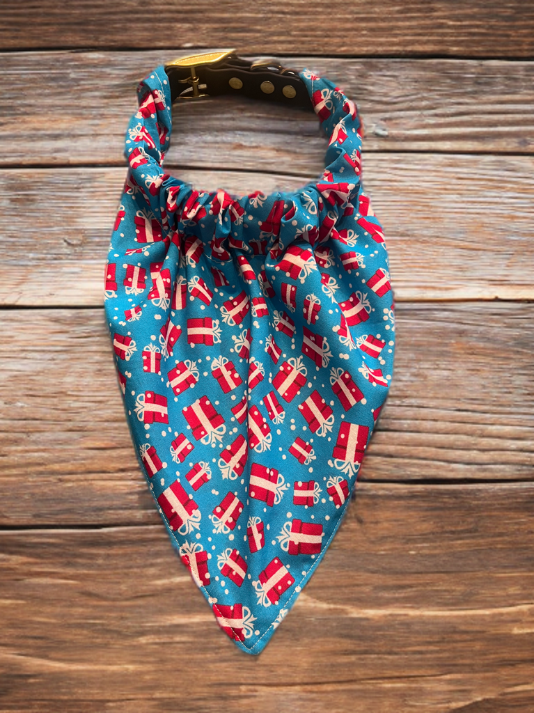 Over the Collar Bandana ( Holiday Edition)