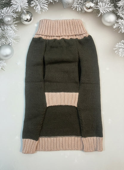 Cozy Christmas Dog Sweater – Teddy Bear Appliqué